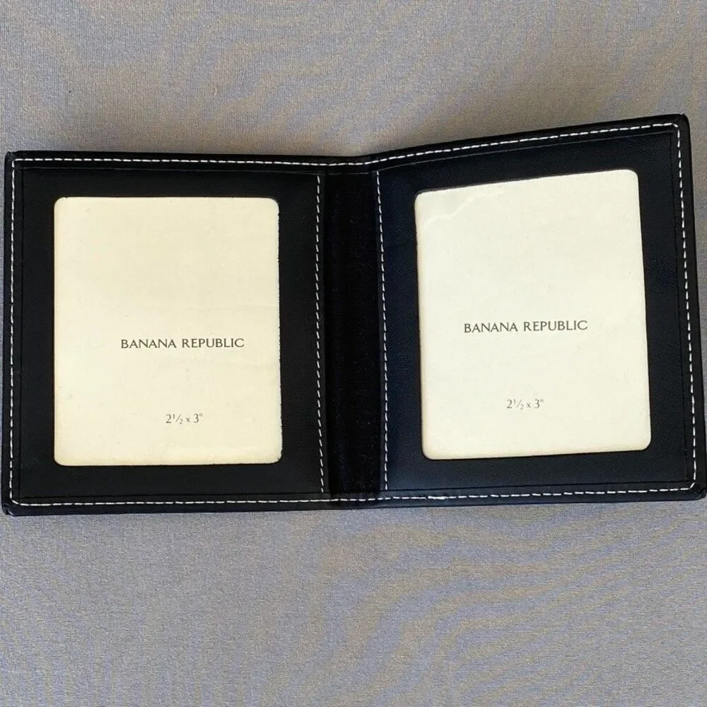 Banana Republic Genuine Leather Bifold Double Photo Holder 2.5 x 3 Black